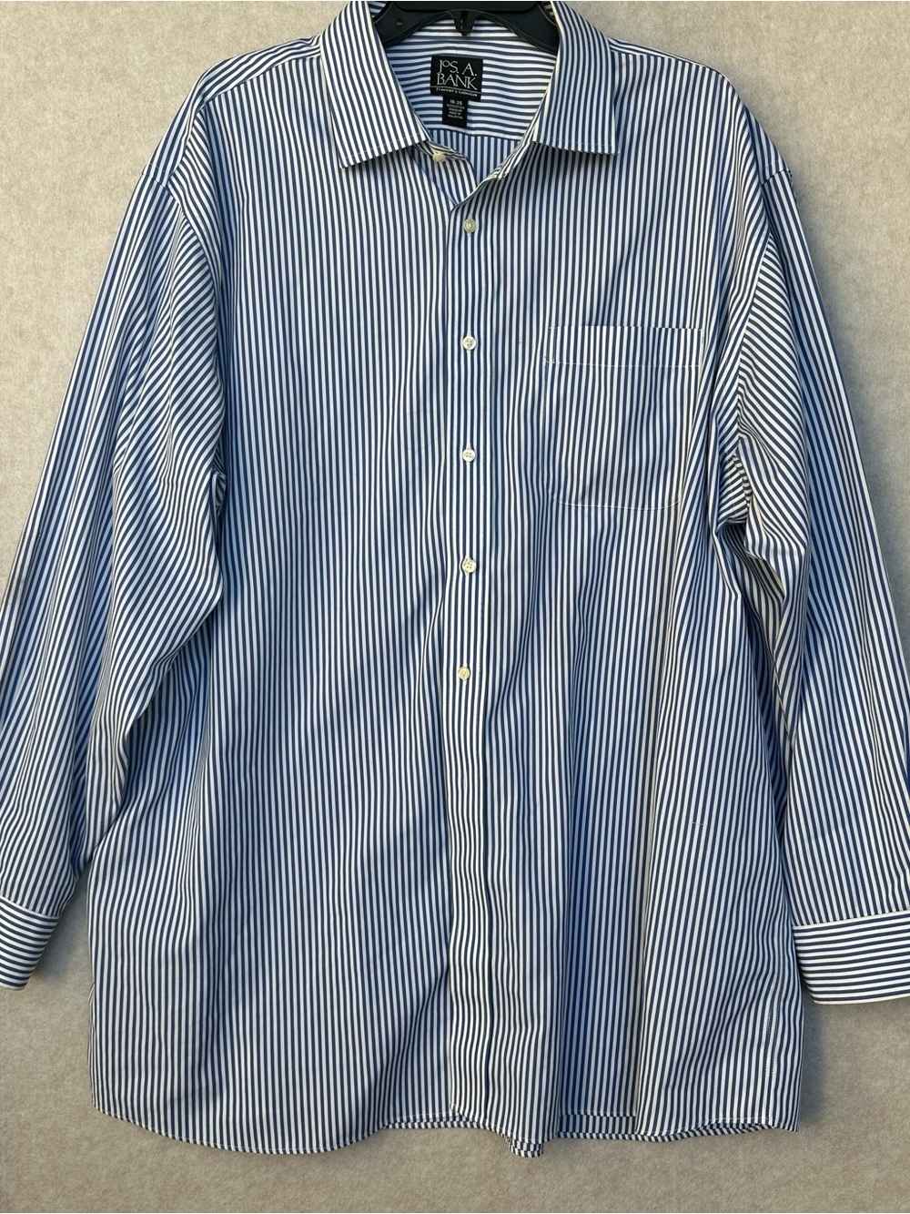 Jos. A. Bank Men’s Shirt Size 18-35 Blue & White Stripe Dress Shirt 100% cotton